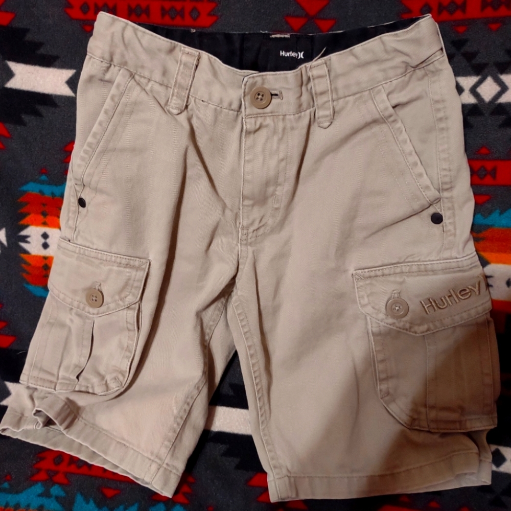 A pair of boys size 7 khaki shorts Hurley X